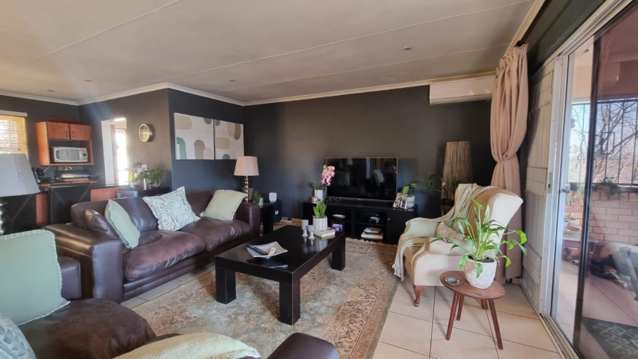 3 Bedroom Property for Sale in Amanzimtoti KwaZulu-Natal