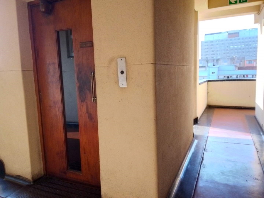 2 Bedroom Property for Sale in Durban Central KwaZulu-Natal