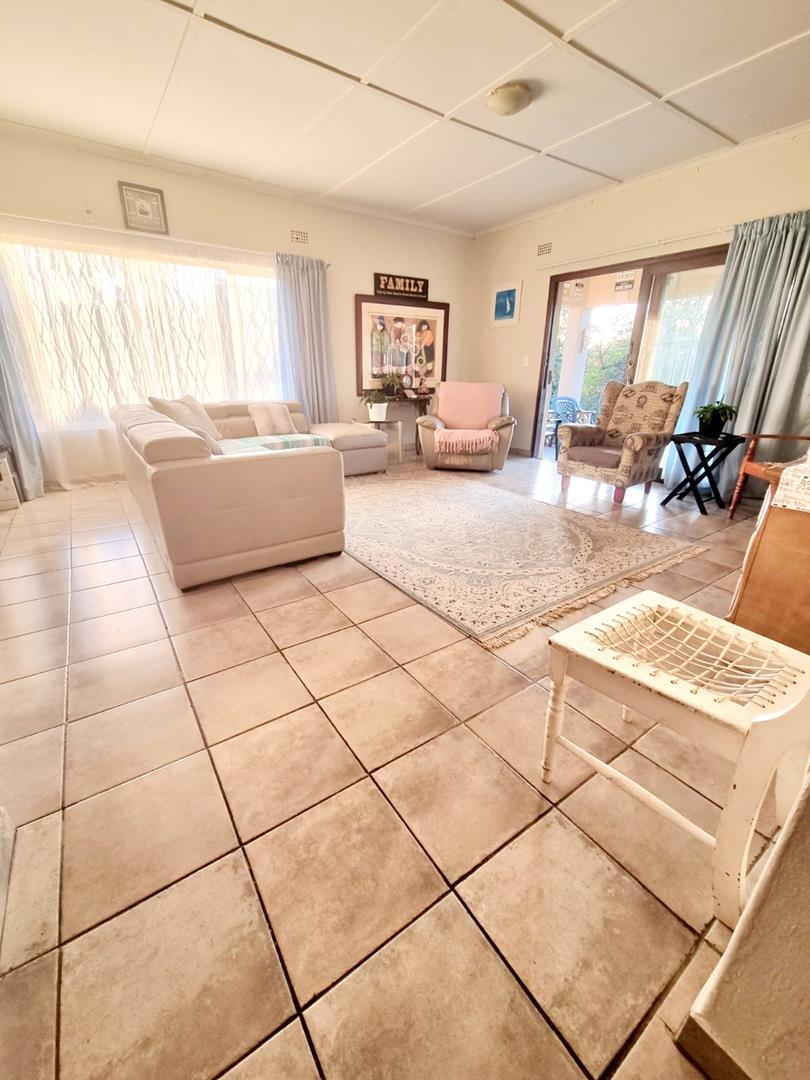 To Let 3 Bedroom Property for Rent in Leisure Bay KwaZulu-Natal