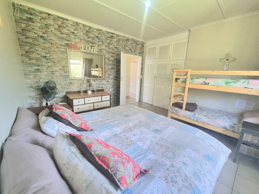 To Let 3 Bedroom Property for Rent in Leisure Bay KwaZulu-Natal