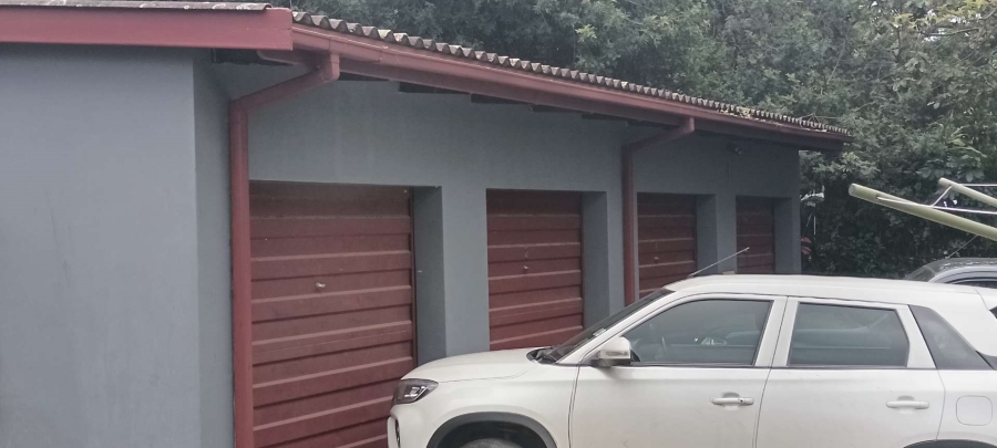 2 Bedroom Property for Sale in Uvongo KwaZulu-Natal