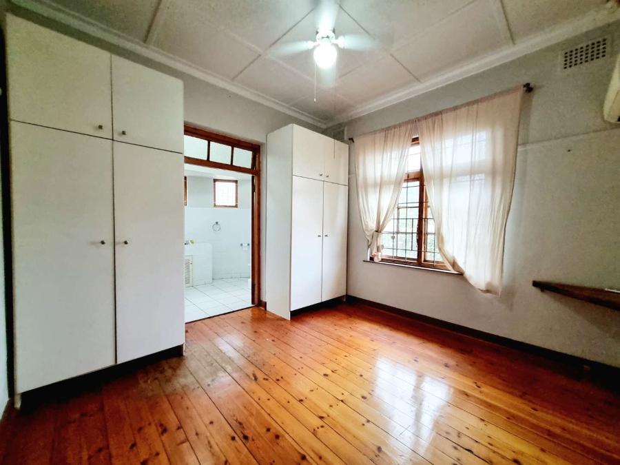 To Let 4 Bedroom Property for Rent in Durban North KwaZulu-Natal