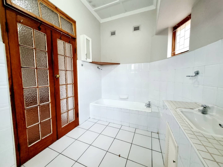 To Let 4 Bedroom Property for Rent in Durban North KwaZulu-Natal