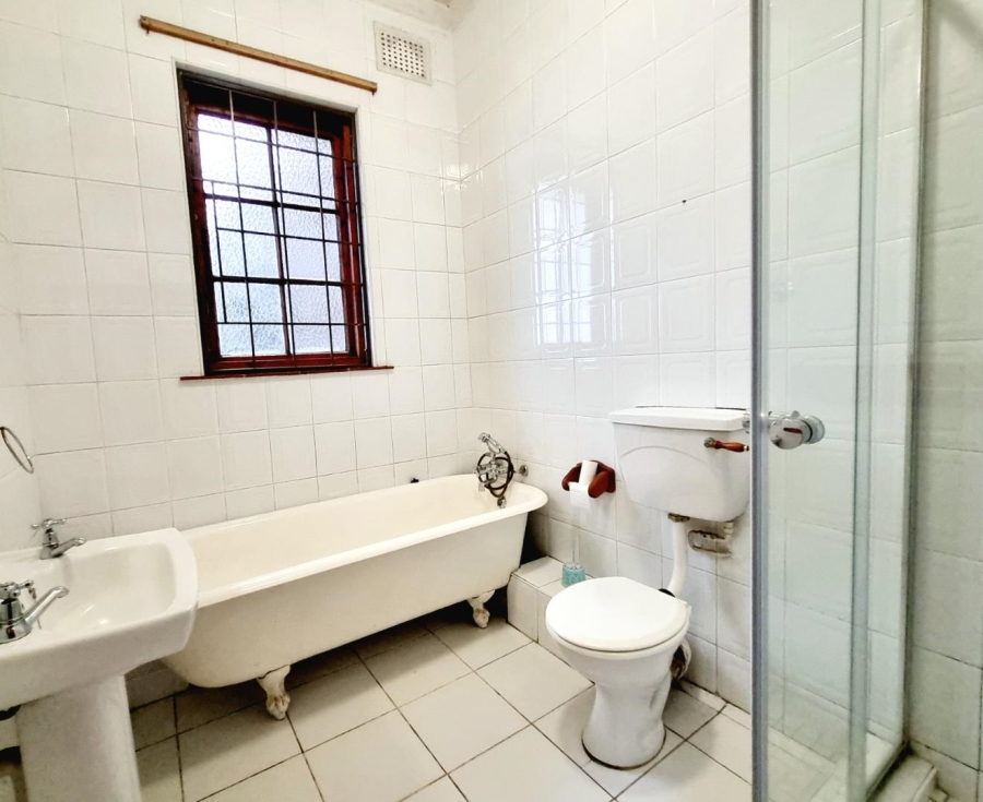 To Let 4 Bedroom Property for Rent in Durban North KwaZulu-Natal