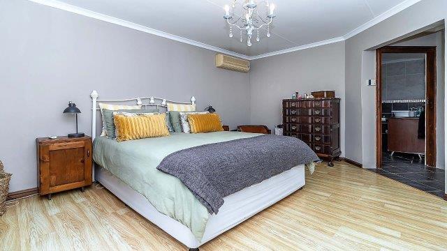 3 Bedroom Property for Sale in Waterfall KwaZulu-Natal