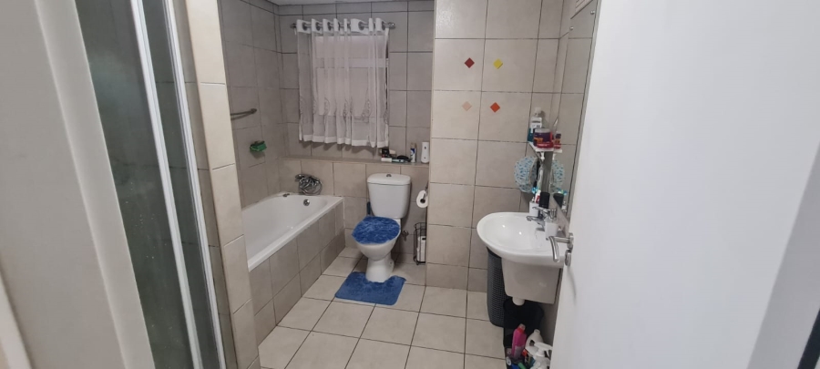 To Let 2 Bedroom Property for Rent in Umhlanga Ridge KwaZulu-Natal