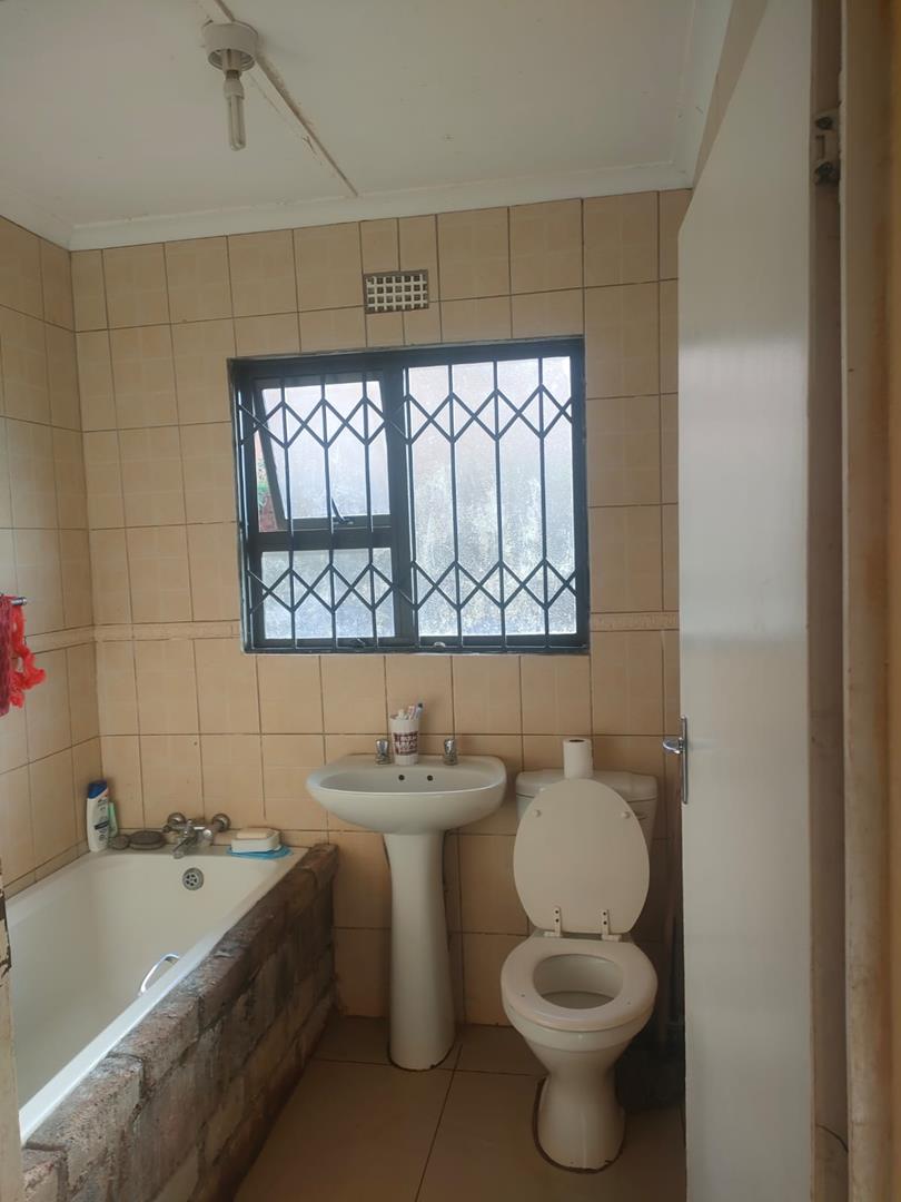 2 Bedroom Property for Sale in Empangeni KwaZulu-Natal