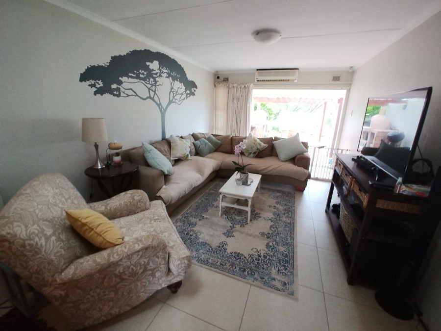 To Let 4 Bedroom Property for Rent in Umhlanga KwaZulu-Natal