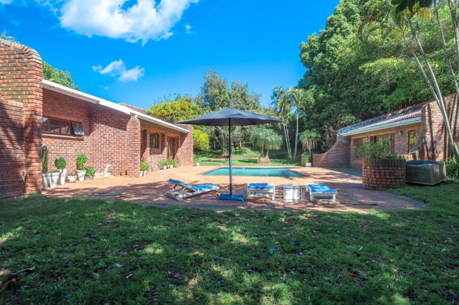 4 Bedroom Property for Sale in Kloof KwaZulu-Natal