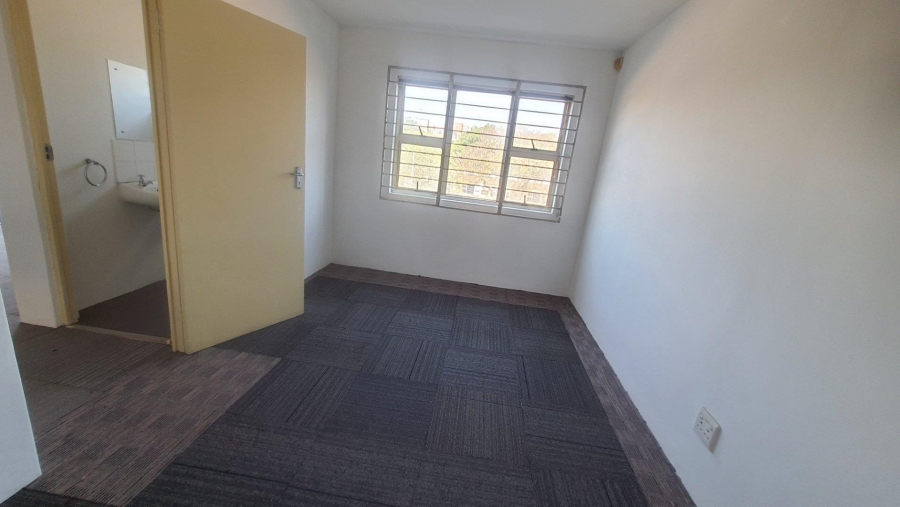 To Let commercial Property for Rent in Pinetown KwaZulu-Natal