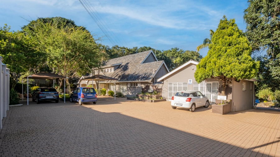 Commercial Property for Sale in Kloof KwaZulu-Natal