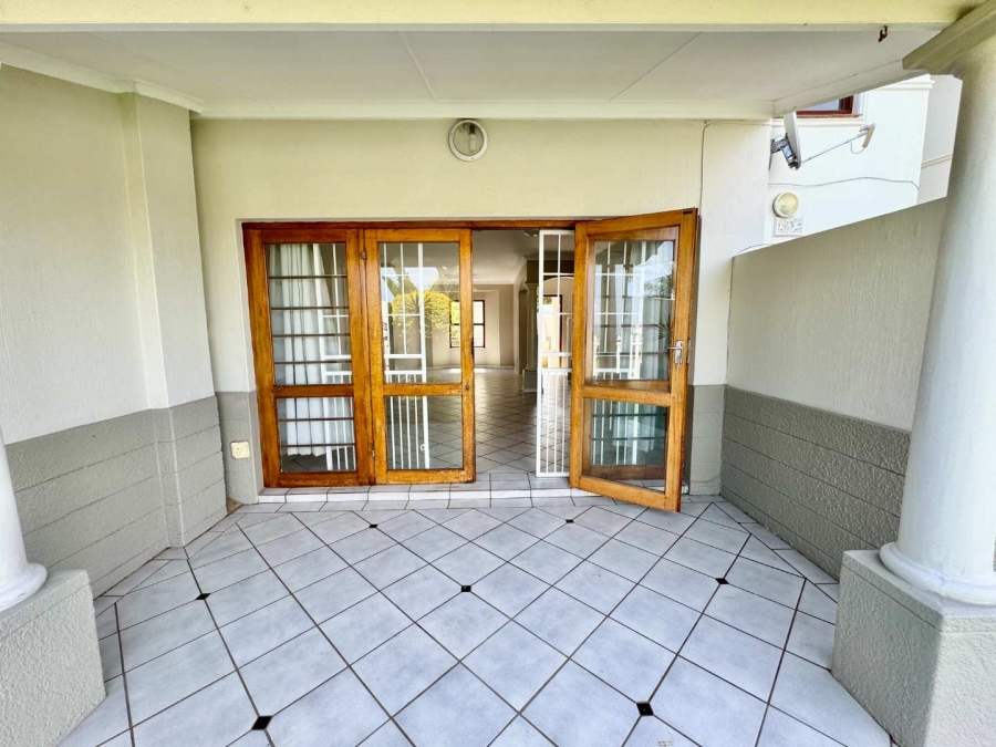 To Let 3 Bedroom Property for Rent in Umhlanga KwaZulu-Natal