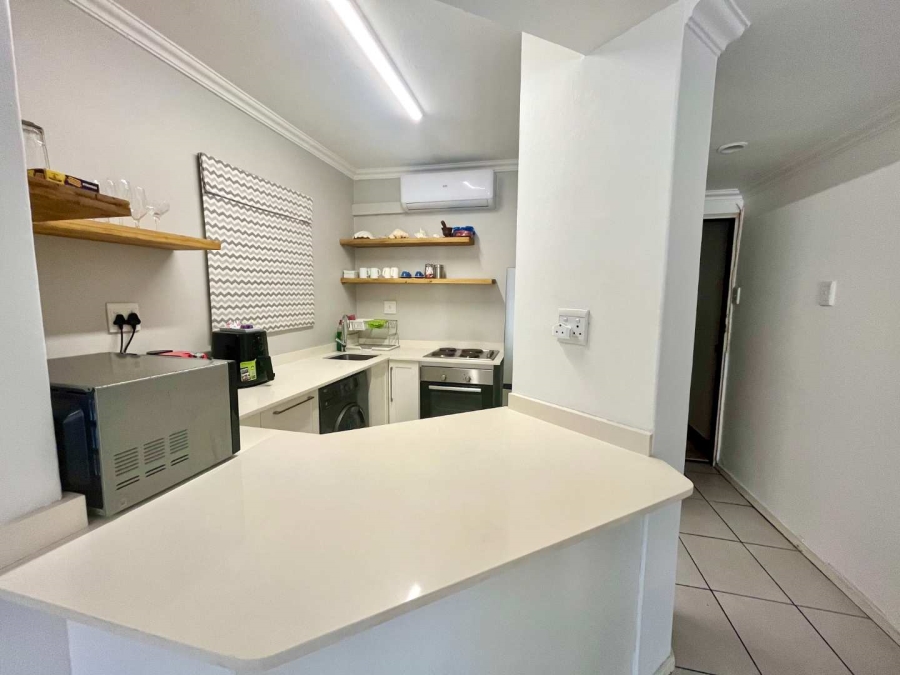 2 Bedroom Property for Sale in Umhlanga KwaZulu-Natal