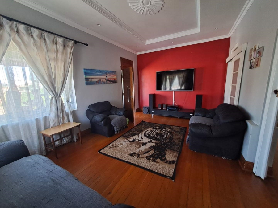 3 Bedroom Property for Sale in Queensburgh KwaZulu-Natal