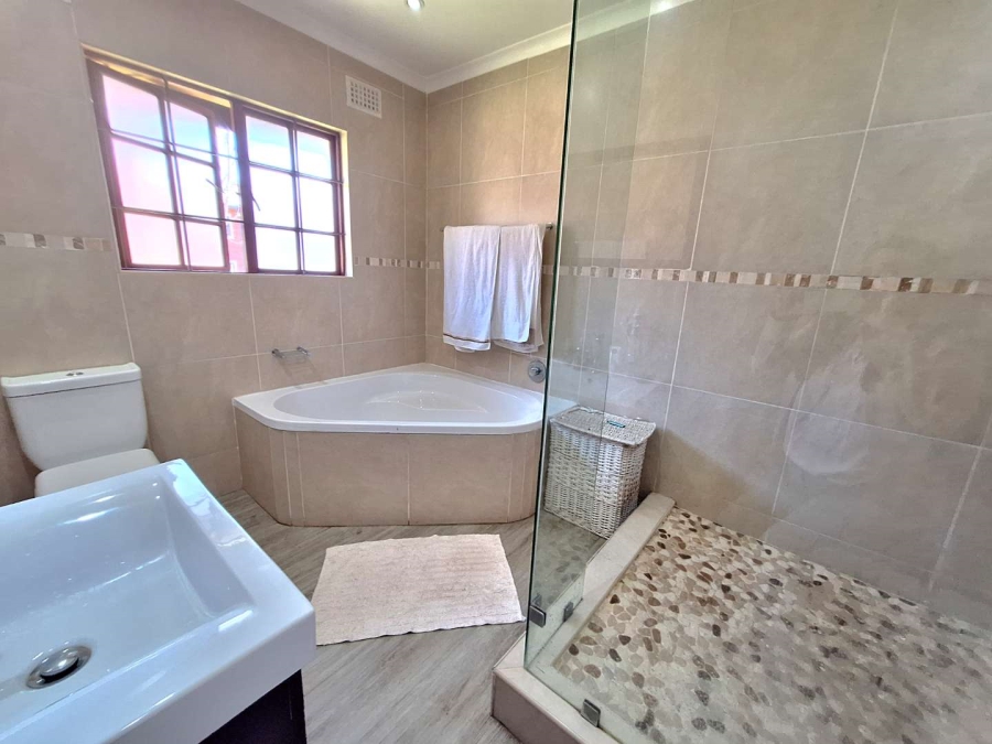 4 Bedroom Property for Sale in Hillcrest KwaZulu-Natal