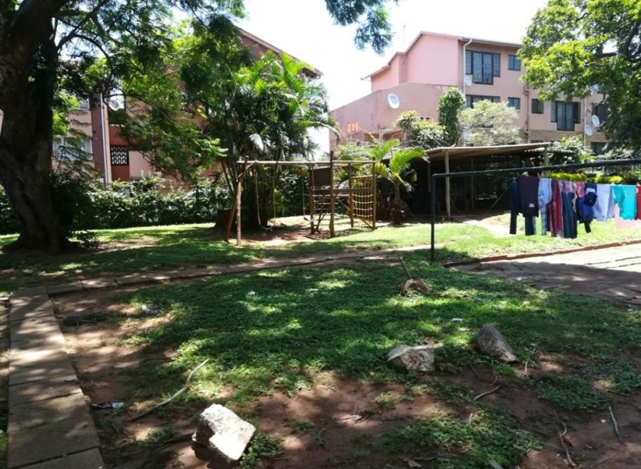 1 Bedroom Property for Sale in Montclair KwaZulu-Natal