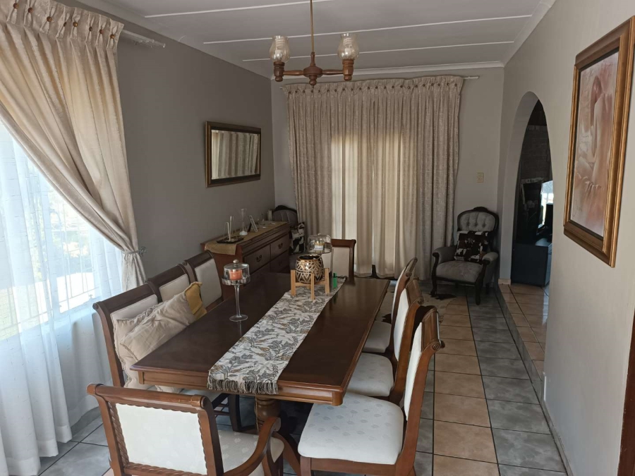 To Let 4 Bedroom Property for Rent in Chase Valley Downs KwaZulu-Natal