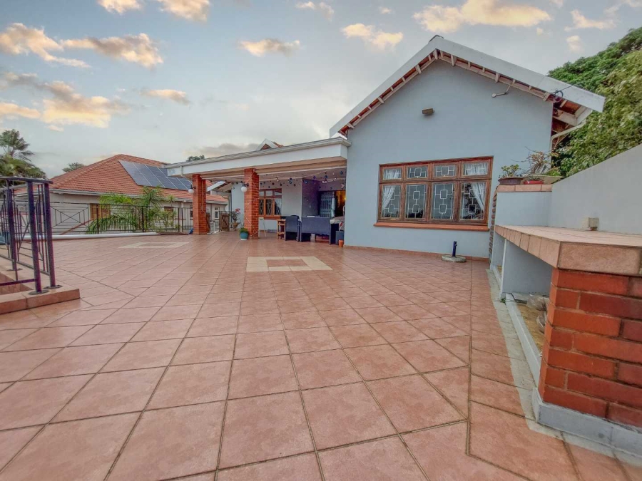 4 Bedroom Property for Sale in Durban North KwaZulu-Natal