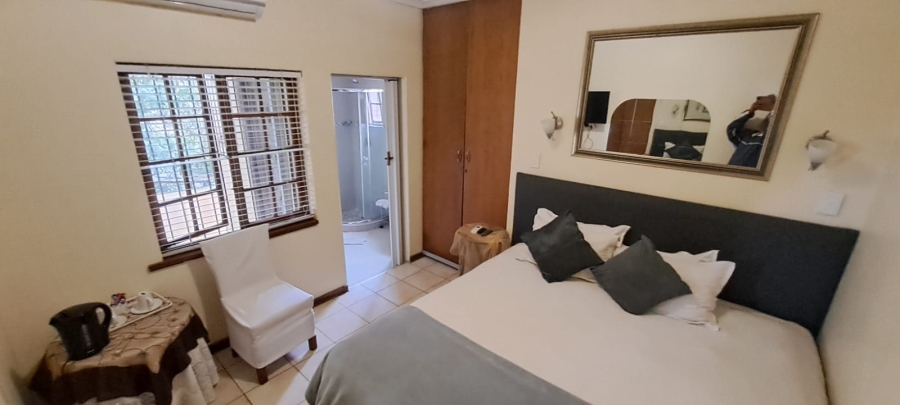 10 Bedroom Property for Sale in Panorama KwaZulu-Natal