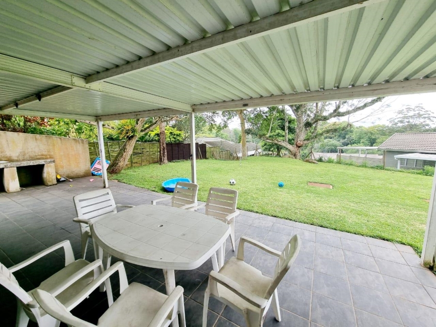 To Let 3 Bedroom Property for Rent in Kloof KwaZulu-Natal