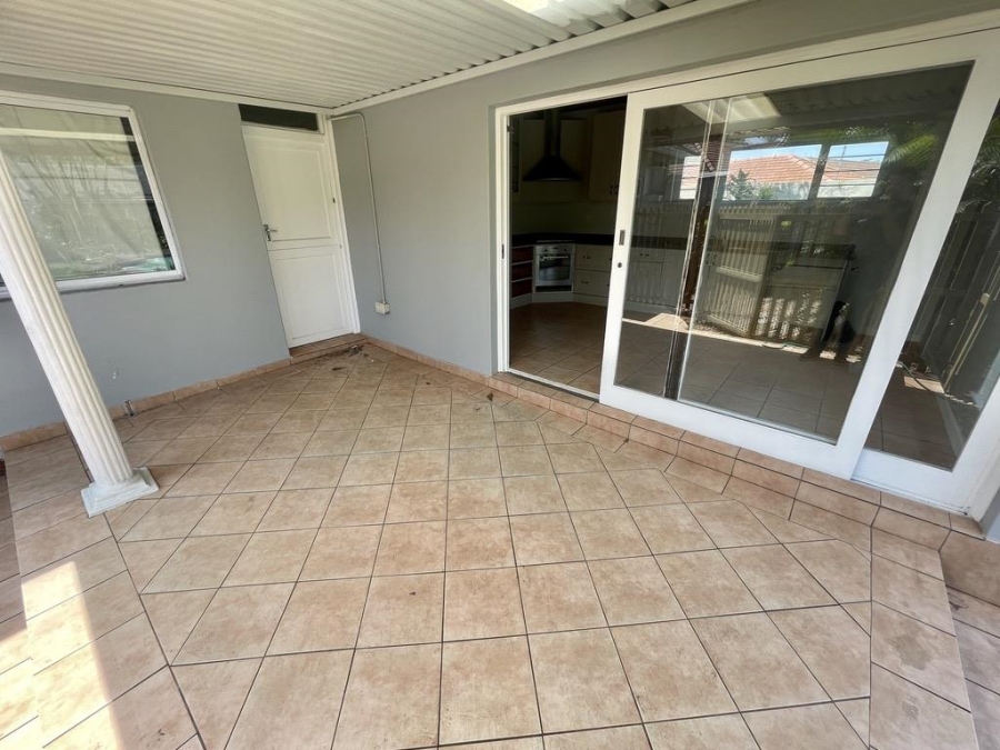 To Let 3 Bedroom Property for Rent in Durban North KwaZulu-Natal