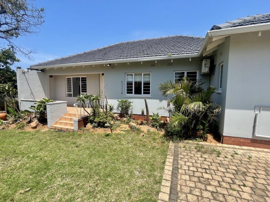 To Let 3 Bedroom Property for Rent in Durban North KwaZulu-Natal