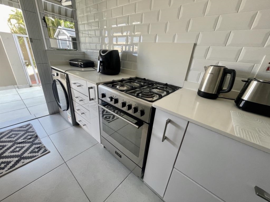 To Let 3 Bedroom Property for Rent in Umhlanga KwaZulu-Natal