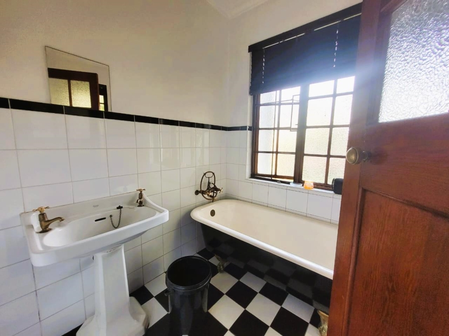 3 Bedroom Property for Sale in Glenwood KwaZulu-Natal