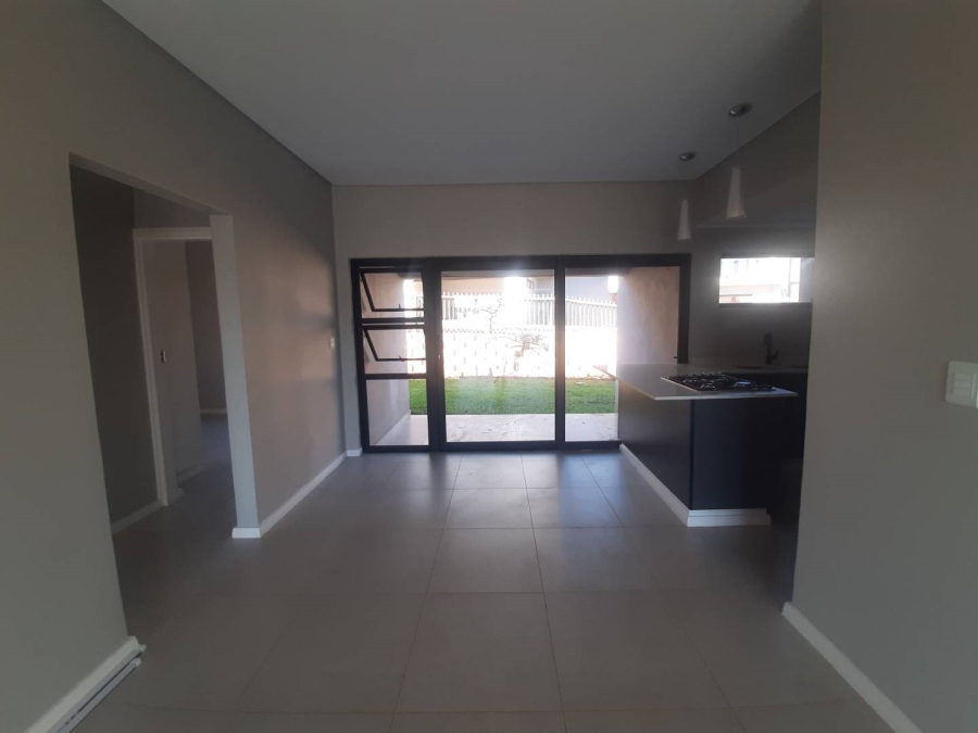 To Let 2 Bedroom Property for Rent in Palm Lakes Estate KwaZulu-Natal