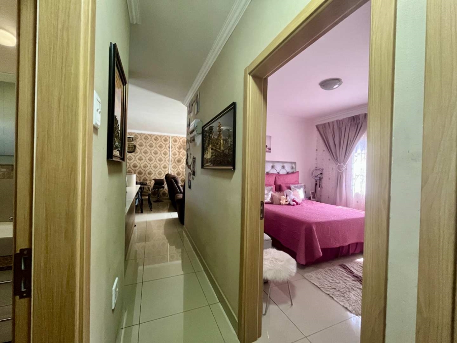 3 Bedroom Property for Sale in Trenance Manor KwaZulu-Natal