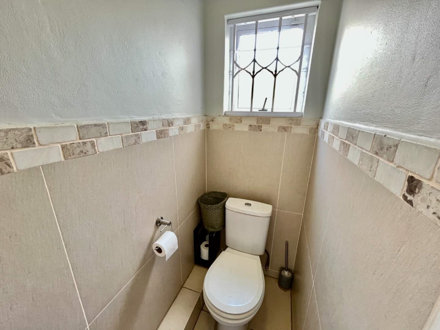 2 Bedroom Property for Sale in Umhlanga KwaZulu-Natal