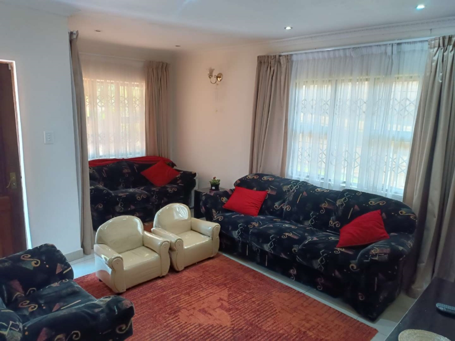 3 Bedroom Property for Sale in Bombay Heights KwaZulu-Natal