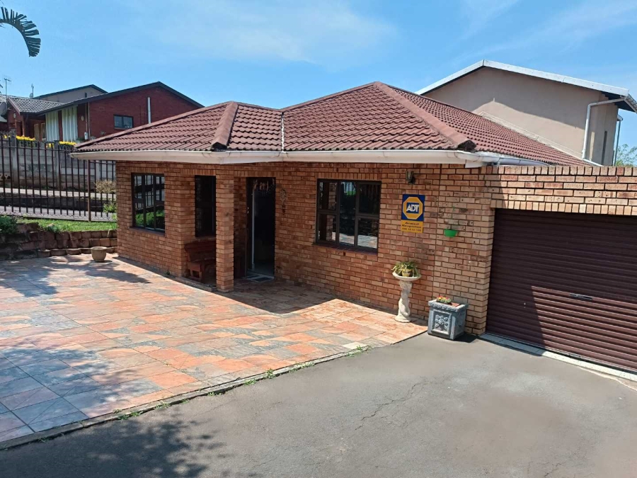 3 Bedroom Property for Sale in Bombay Heights KwaZulu-Natal