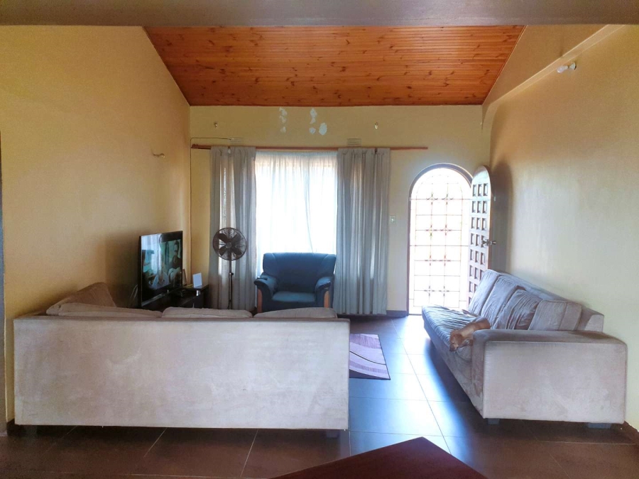 To Let 2 Bedroom Property for Rent in Glen Anil KwaZulu-Natal