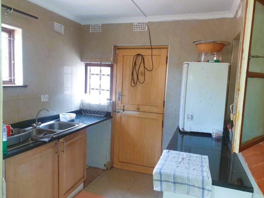 To Let 2 Bedroom Property for Rent in Glen Anil KwaZulu-Natal