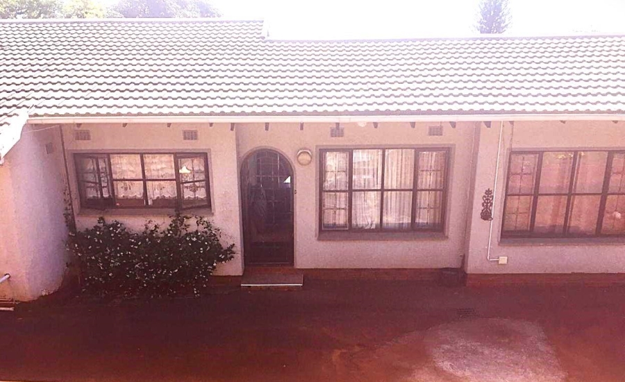 To Let 2 Bedroom Property for Rent in Glen Anil KwaZulu-Natal