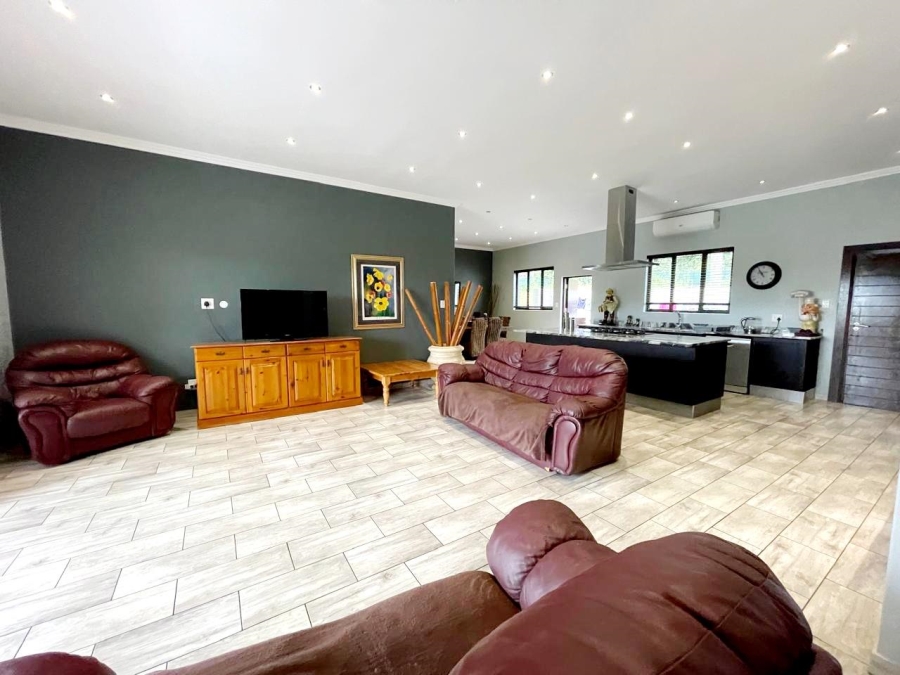 3 Bedroom Property for Sale in Palm Lakes Estate KwaZulu-Natal