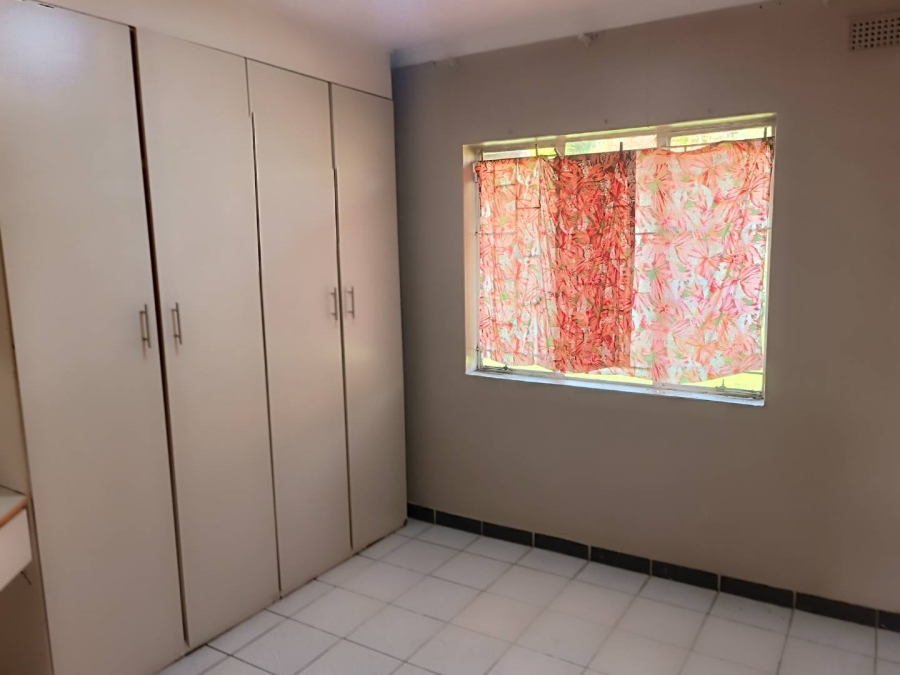 To Let 4 Bedroom Property for Rent in Dunveria KwaZulu-Natal