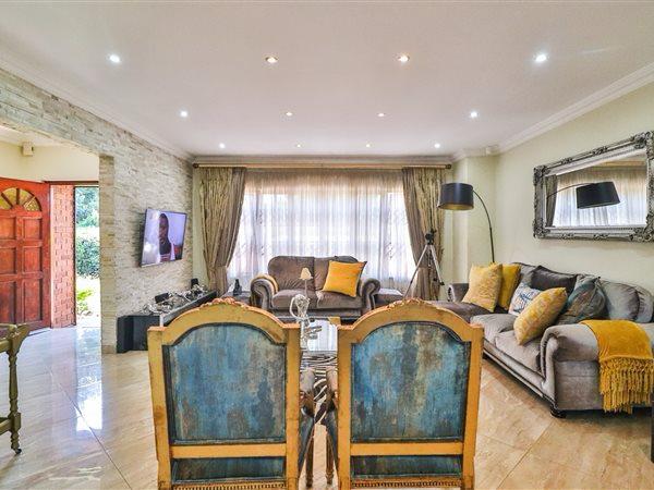 3 Bedroom Property for Sale in Scottsville KwaZulu-Natal