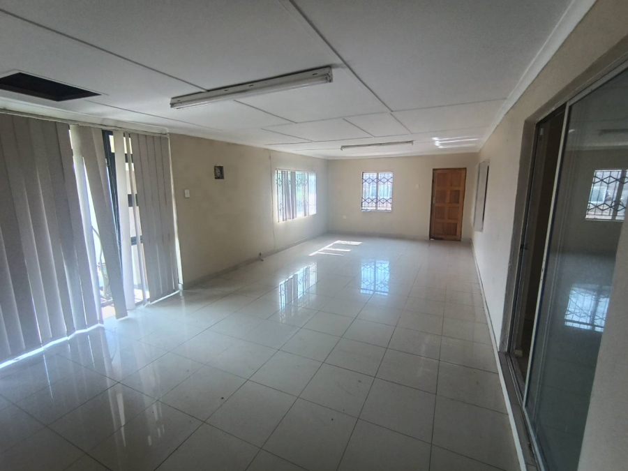 3 Bedroom Property for Sale in Dunveria KwaZulu-Natal