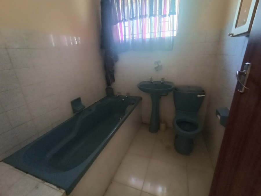 3 Bedroom Property for Sale in Dunveria KwaZulu-Natal