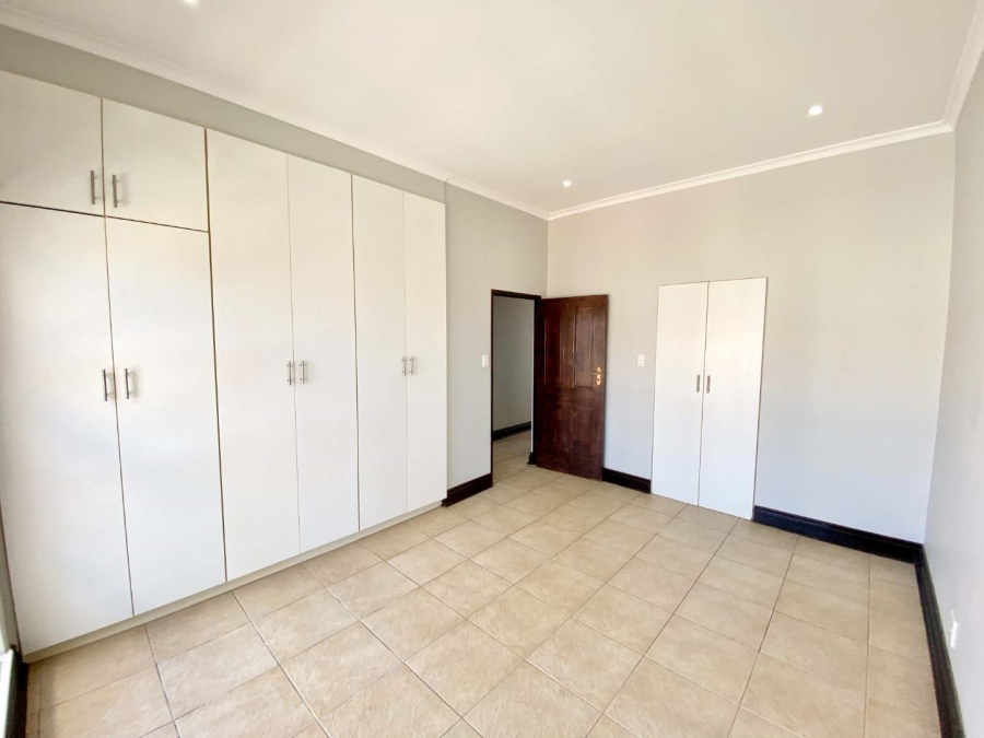 To Let 3 Bedroom Property for Rent in La Lucia KwaZulu-Natal