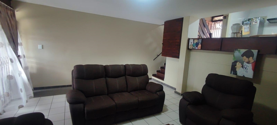 2 Bedroom Property for Sale in Woodhaven KwaZulu-Natal