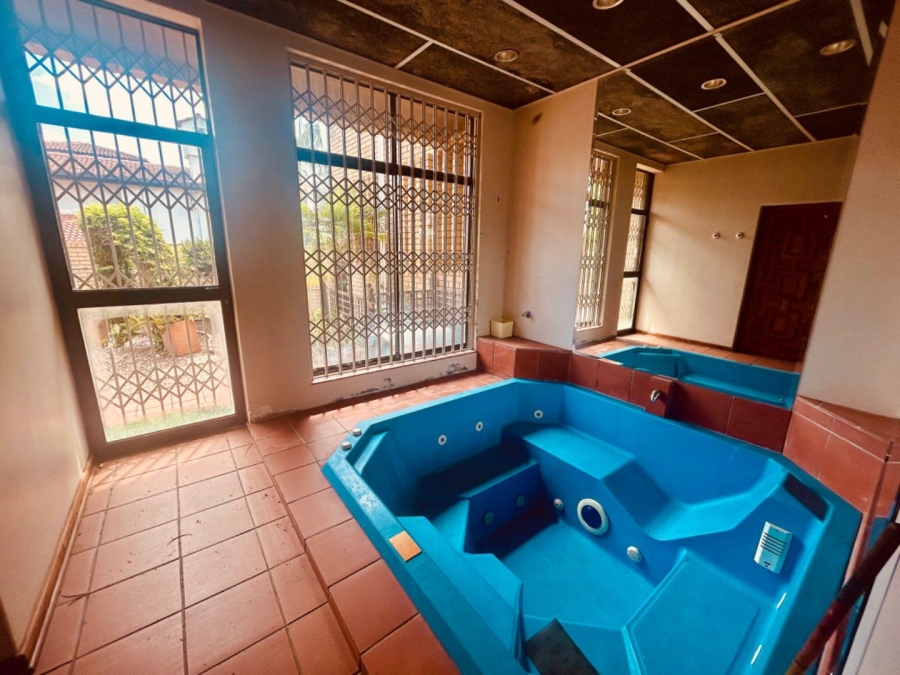 5 Bedroom Property for Sale in Vryheid KwaZulu-Natal