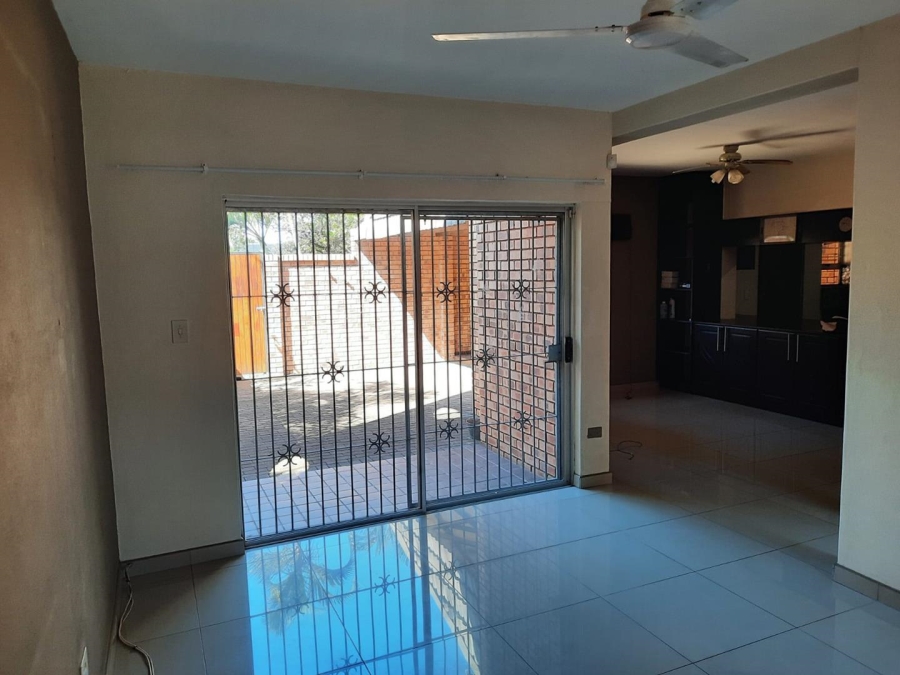 To Let 3 Bedroom Property for Rent in Meer En See KwaZulu-Natal