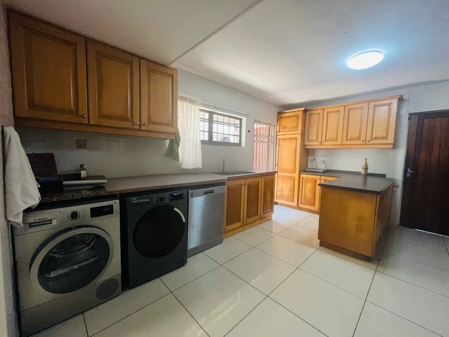 4 Bedroom Property for Sale in Umhlanga KwaZulu-Natal