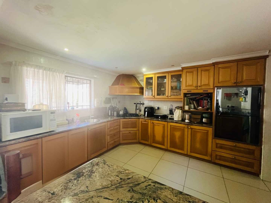 4 Bedroom Property for Sale in Umhlanga KwaZulu-Natal