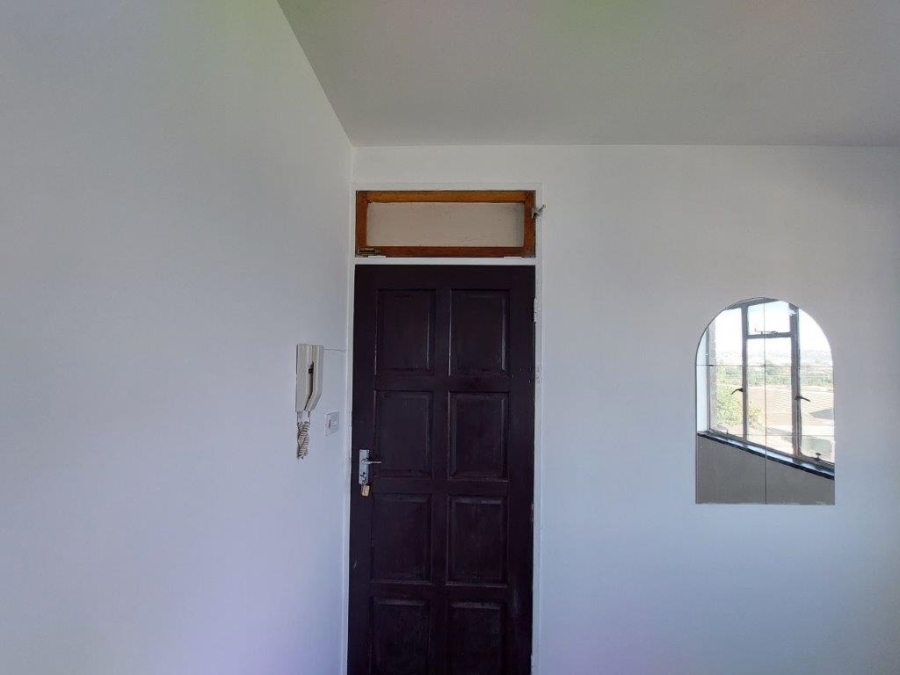 2 Bedroom Property for Sale in Montclair KwaZulu-Natal