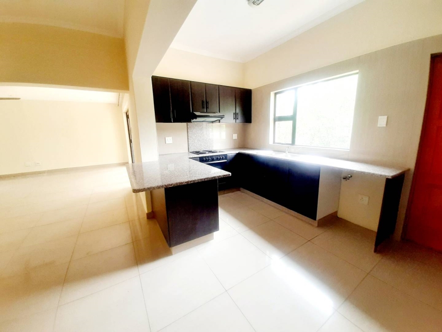 To Let 4 Bedroom Property for Rent in Palm Lakes Estate KwaZulu-Natal