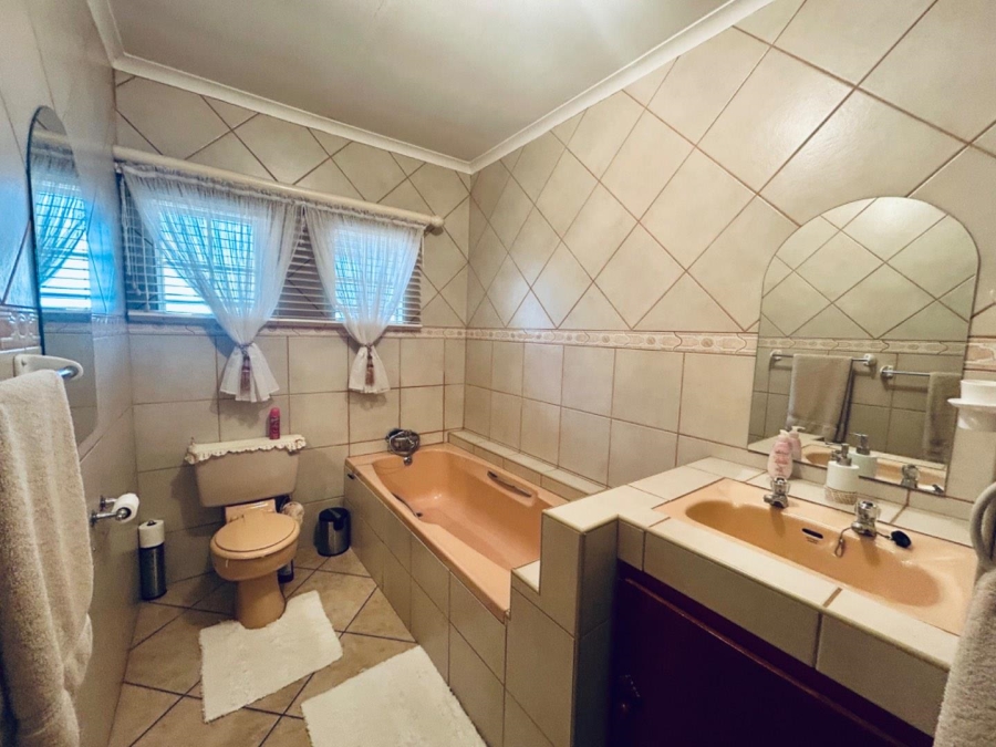 4 Bedroom Property for Sale in Vryheid KwaZulu-Natal